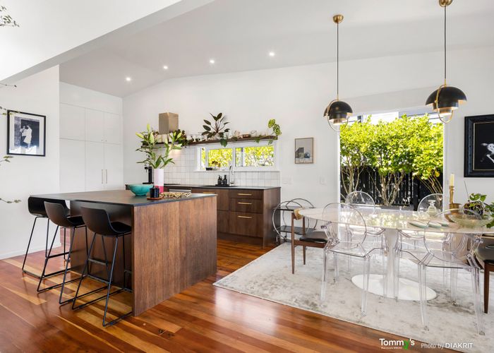 at 42 Lohia Street, Khandallah, Wellington, Wellington