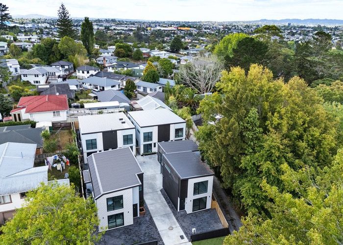  at Lot 4/26 Crompton Road, Massey, Waitakere City, Auckland