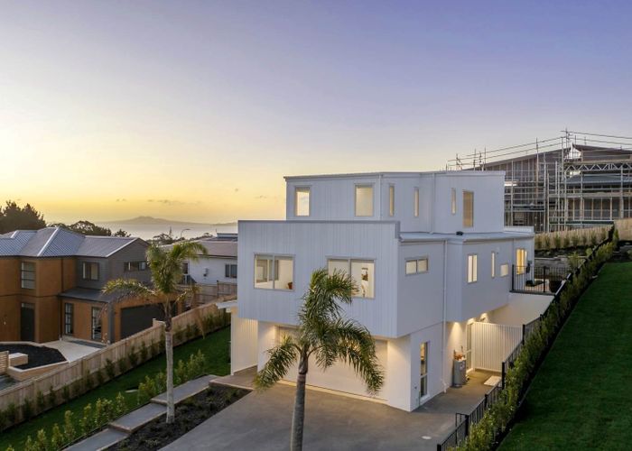  at 15 Matara Avenue, Maraetai, Auckland