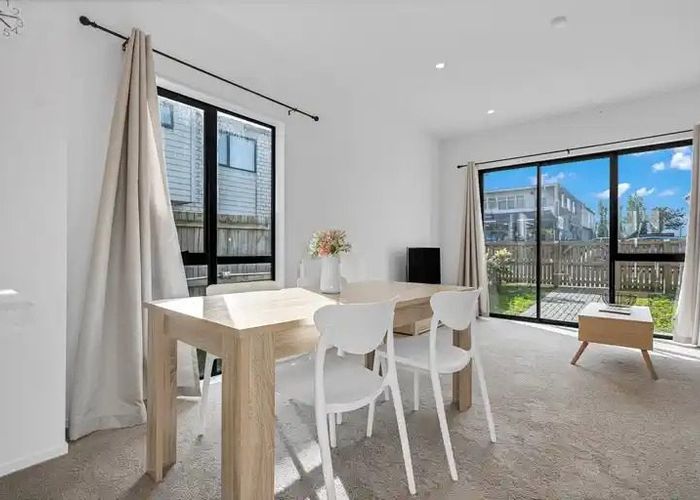  at 45/35-37 Walmsley Road, Mangere, Manukau City, Auckland