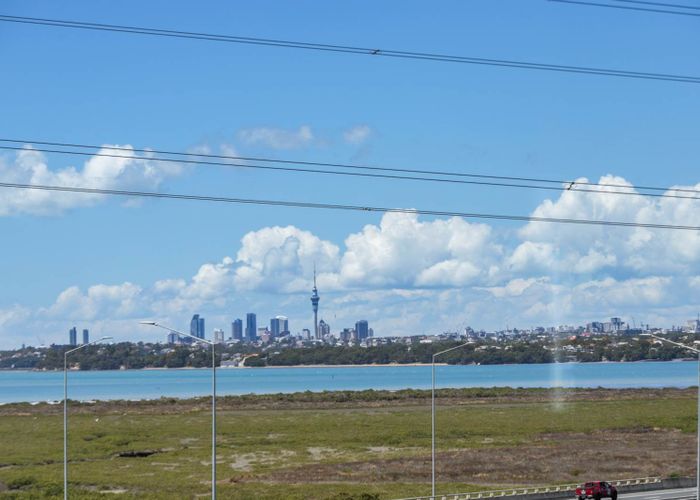  at 44D Alwyn Avenue, Te Atatu South, Auckland