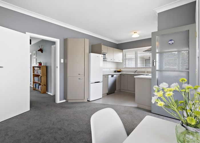  at 11 Pinkerton Grove, Newlands, Wellington