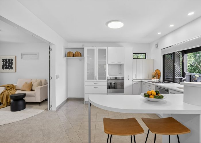  at 293A Beach Road, Campbells Bay, North Shore City, Auckland