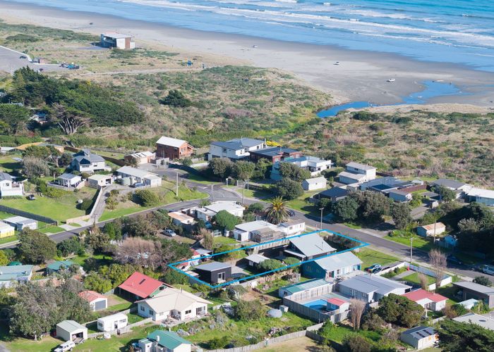  at 6 Kent Avenue, Waitarere Beach, Horowhenua, Manawatu / Whanganui