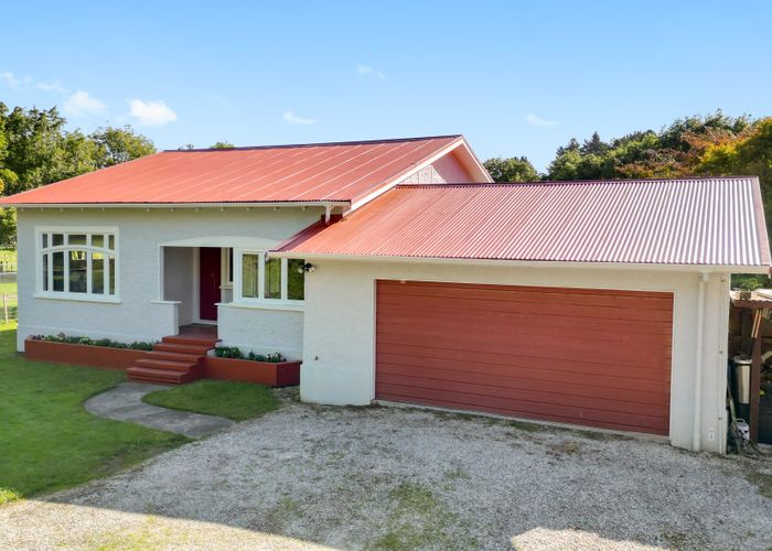  at 2053 Te Pahu Road, Whatawhata