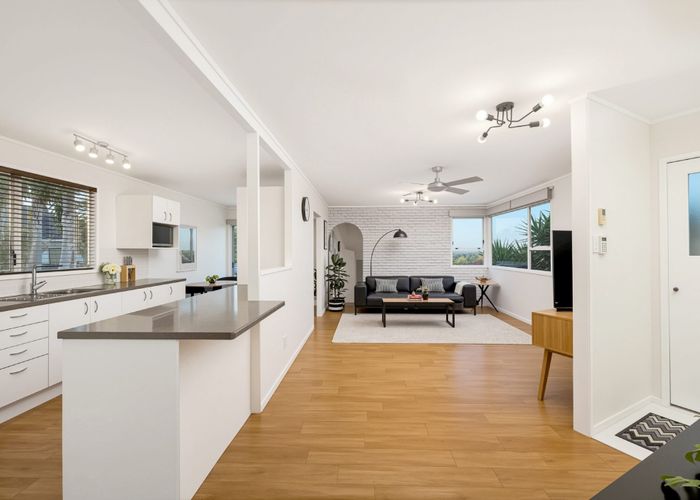  at 5 McKinley Road, Sunnyvale, Waitakere City, Auckland