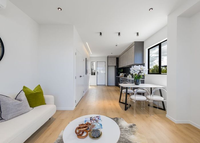  at 4/13D Edgerton Road, Te Atatu Peninsula, Waitakere City, Auckland
