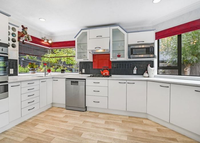  at 4 Pentonville Close, Westmorland, Christchurch