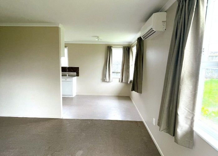  at 76 Fitzwater Place, Henderson, Auckland