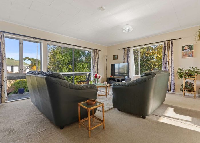  at 86 Pohutukawa Drive, Owhata, Rotorua