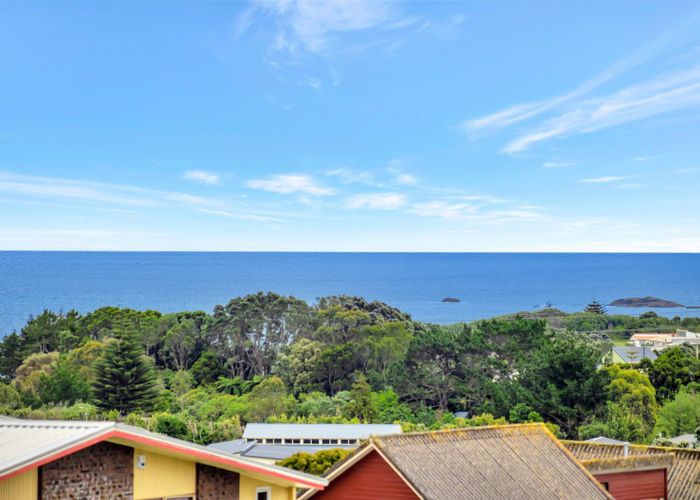 at 9 Darwin Crescent, Spotswood, New Plymouth