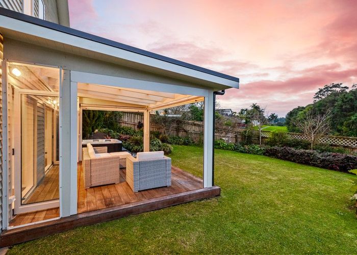  at 2 Widdison Place, Albany, North Shore City, Auckland
