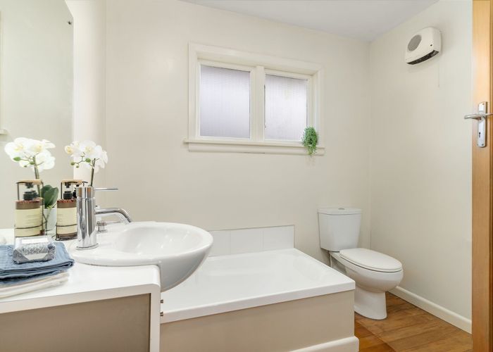  at 90 Northcote Road, Northcote, Christchurch
