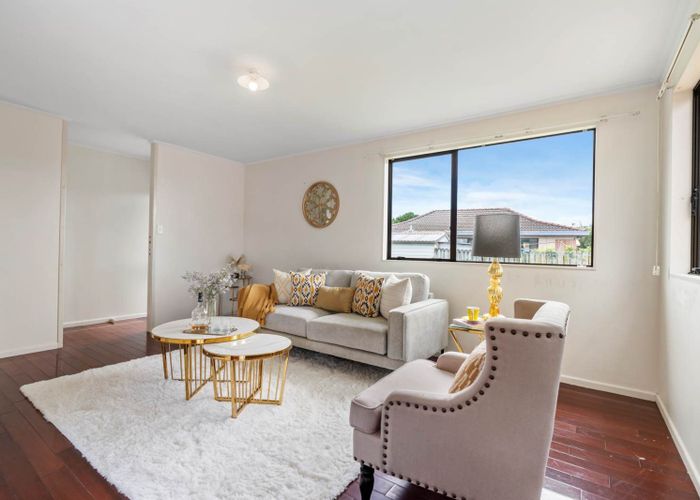  at 2/141 Canal Road, Avondale, Auckland