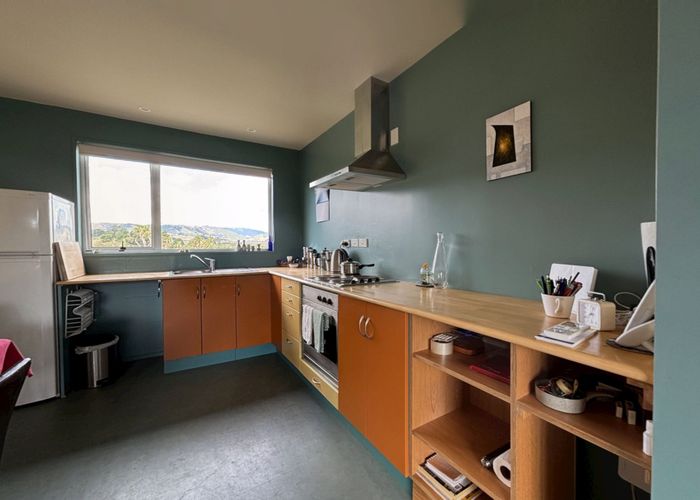  at 17 Freyberg Crescent, Waikanae Beach, Kapiti Coast, Wellington