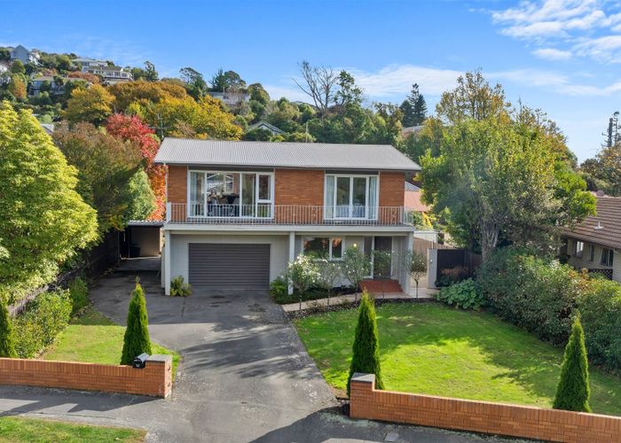  at 12 Glamis Place, Cashmere, Christchurch