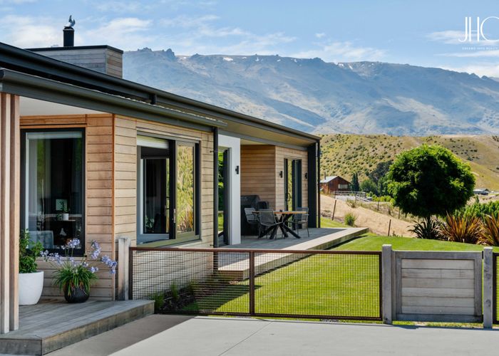  at 16 Lowburn Terrace, Cromwell, Central Otago, Otago