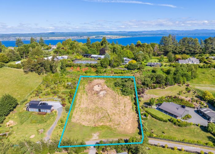  at 2/142 Mapara Road, Acacia Bay, Taupo, Waikato