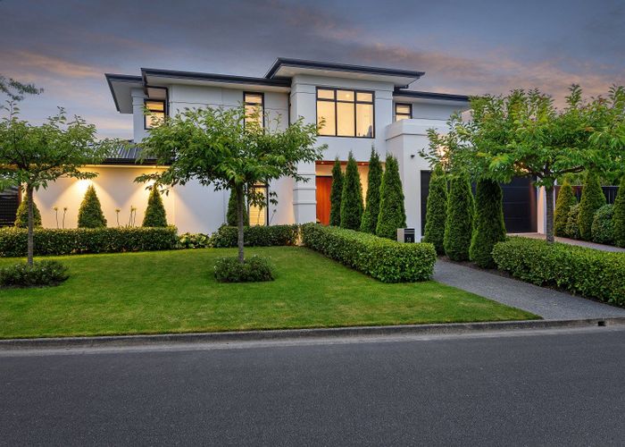  at 38 Glen Oaks Drive, Northwood, Christchurch