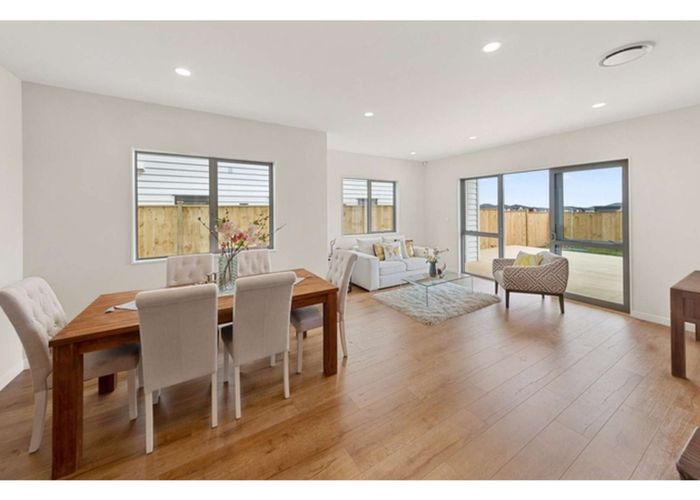  at 29 Carrickdawson Drive, Flat Bush, Manukau City, Auckland