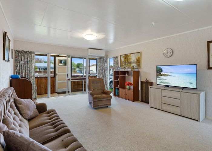  at 8B Sharda Grove, Paraparaumu Beach, Paraparaumu