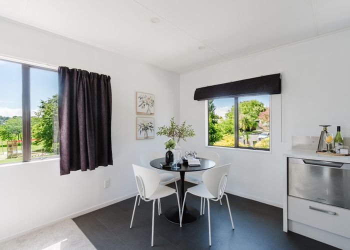  at 32 Lansdowne Crescent, Glenview, Hamilton, Waikato