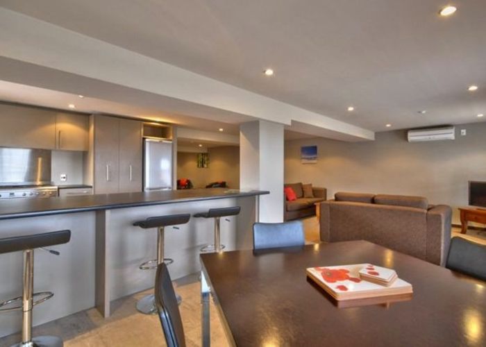  at 6/2 Manor Place, City Centre, Dunedin, Otago