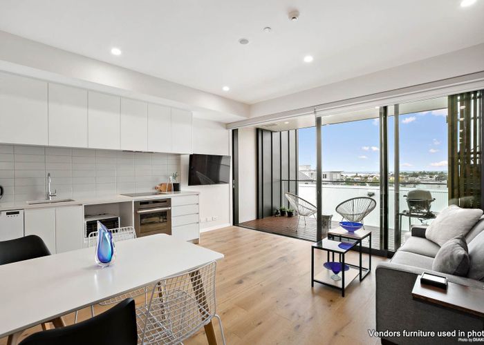  at 207/12 Mackelvie Street, Grey Lynn, Auckland City, Auckland