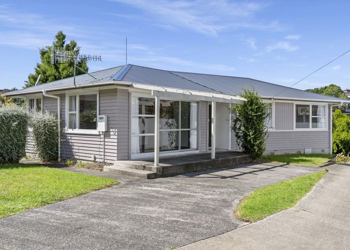  at 11 Canberra Place, Bellevue, Tauranga, Bay Of Plenty