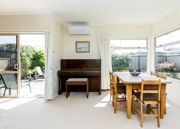  at 5 Ellerslie Place, Taradale, Napier