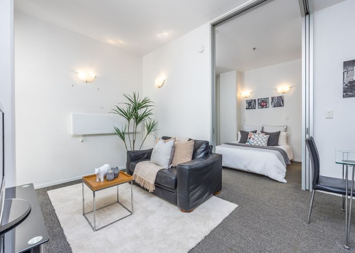  at 607/105 Queen Street, Auckland Central, Auckland
