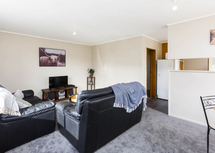  at 4/16 Riverbank Street, Ebdentown, Upper Hutt