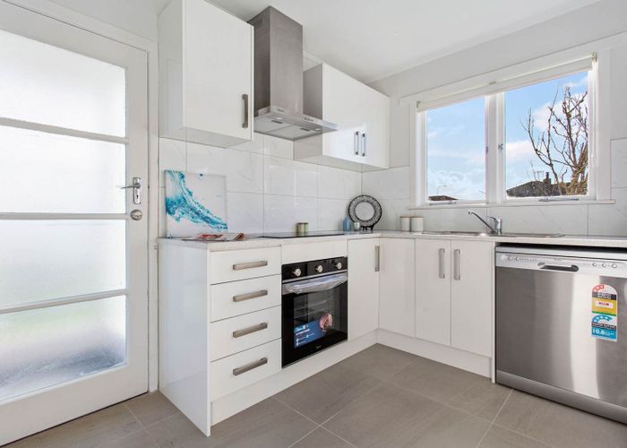  at 2/67 Dale Crescent, Pakuranga, Manukau City, Auckland