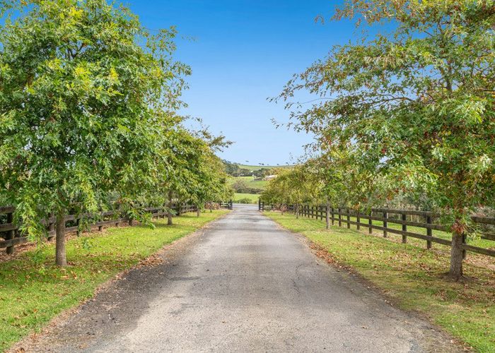  at 81 Peak Road, Helensville