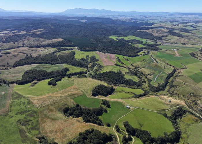  at 725 Grove Burn Road, Tuatapere, Southland, Southland