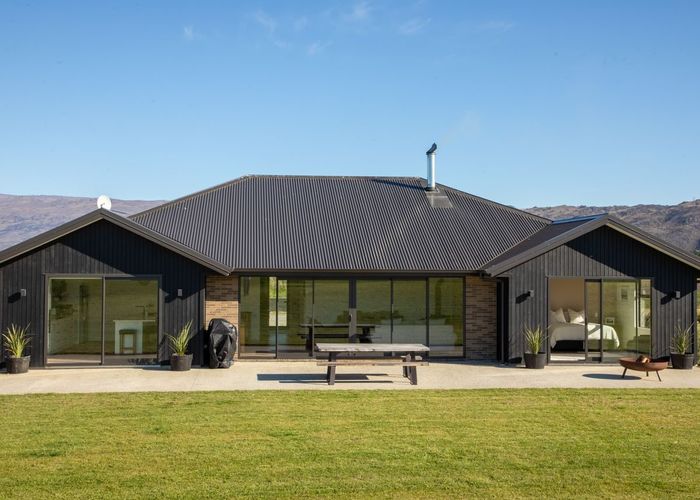  at 4 Skeena Way, Waikerikeri, Alexandra