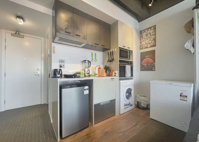  at 102A/73 Jackson Street, Petone, Lower Hutt, Wellington