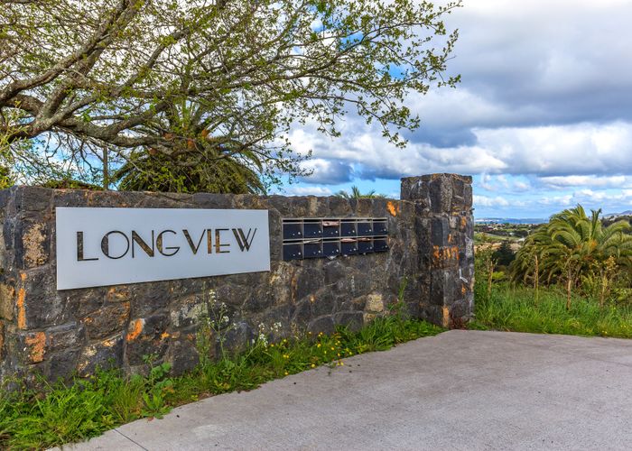  at 92 Vaughans Road, Long Bay, Auckland