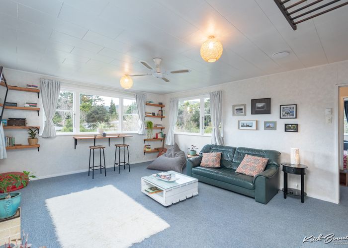  at 36 Wyndham Road, Pinehaven, Upper Hutt