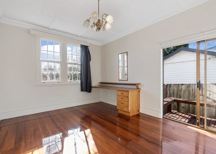  at 876 New North Road, Mount Albert, Auckland