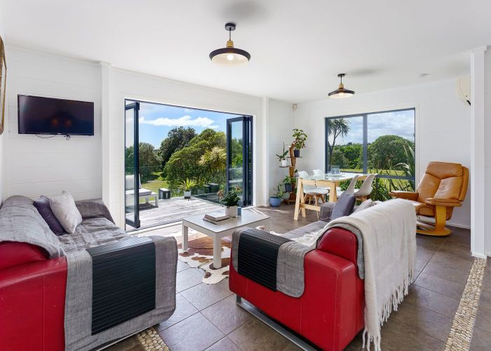  at 2A Otaihanga Road, Paraparaumu Beach, Kapiti Coast, Wellington