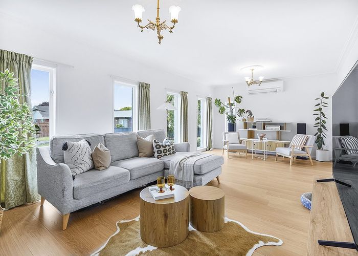  at 13 Knightsbridge Place, Dinsdale, Hamilton