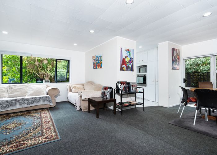  at 2/15 Mcleod Road, Henderson, Auckland