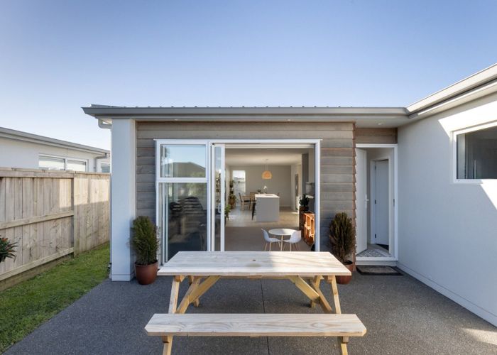 at 22 Te Hou Hou Crescent, Papamoa Beach, Papamoa