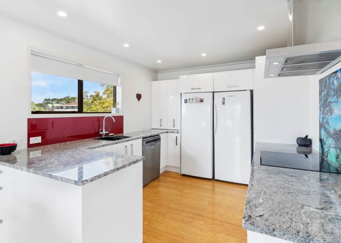  at 8 Anich Road, Massey, Auckland