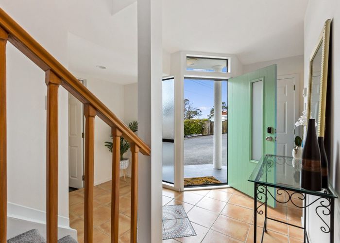  at 1/92 Deep Creek Road, Torbay, Auckland