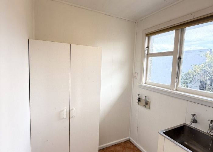  at 10/92 Springs Road, Hornby, Christchurch City, Canterbury