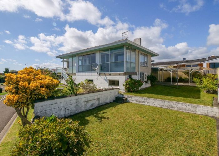  at 20 Laing Place, Otumoetai, Tauranga, Bay Of Plenty