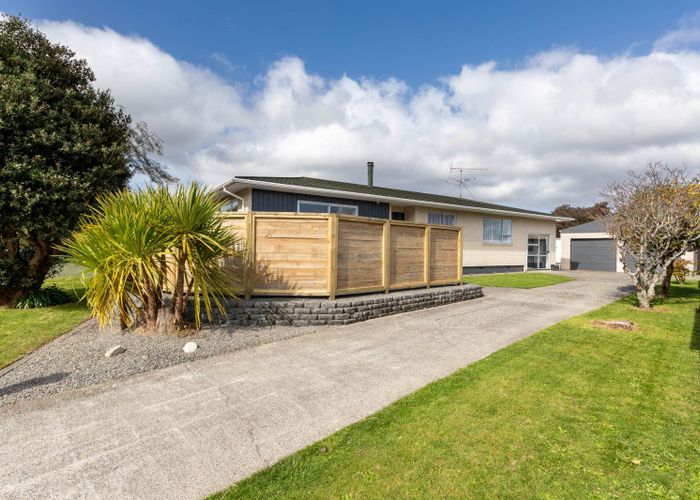  at 71 Pasadena Crescent, Totara Park, Upper Hutt
