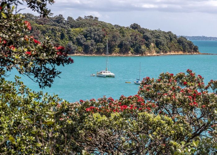  at 18 Esslin Road, Surfdale, Waiheke Island